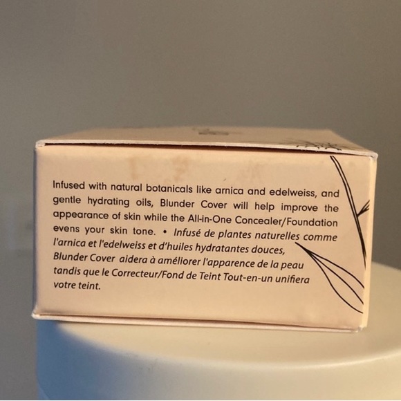 Monika Blunder Beauty Blunder Cover All In One Foundation/Concealer Zwei.25 NEW! - Picture 7 of 11